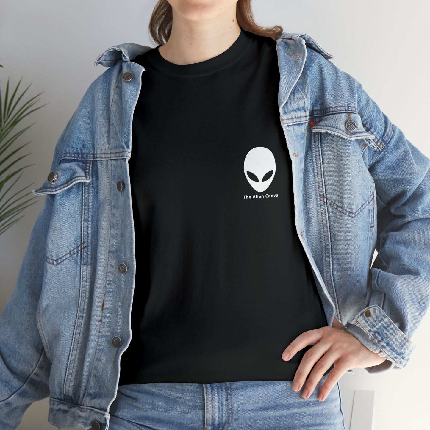 „Elemente der Natur: Gestaltung einer kreativen Landschaft“ – Das Alien-T-Shirt