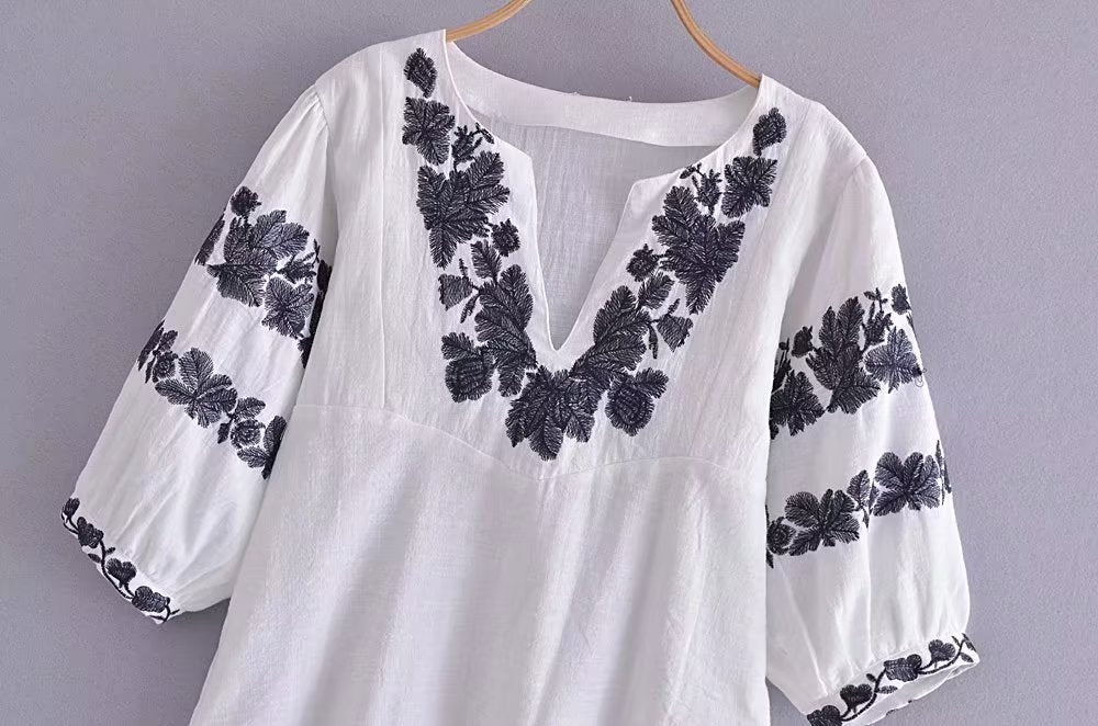 Spring Women Embroidered Cotton Loose Shirt