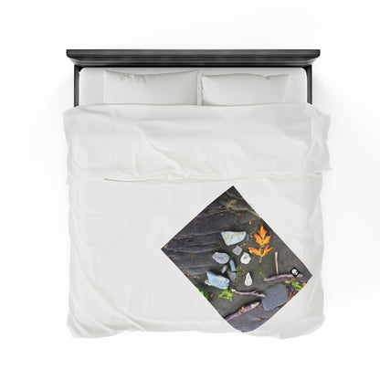 "Elements of Nature: Crafting a Creative Landscape" - The Alien Velveteen Plush Blanket