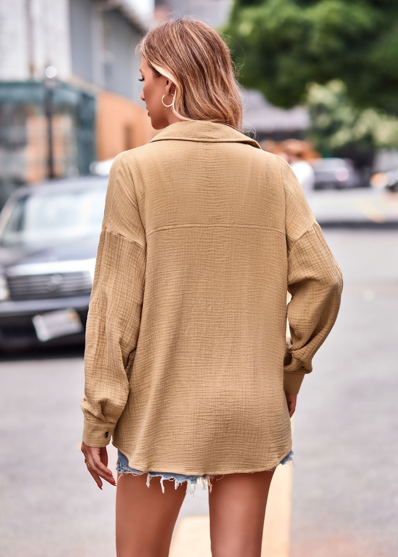 Camisa de manga larga holgada informal con bolsillos de color liso para mujer, otoño e invierno