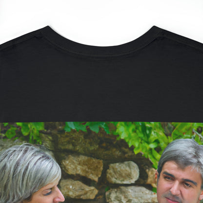 salir a caminar

 "El mundo misterioso desvelado por la pareja de ancianos" - La camiseta alienígena