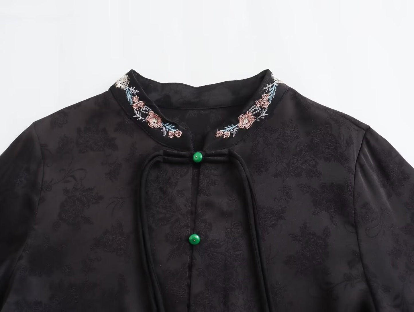 Ropa de primavera para mujer, camisa tradicional china de satén con cuello levantado, bordado hecho a mano, hebilla, manga larga, Jacquard