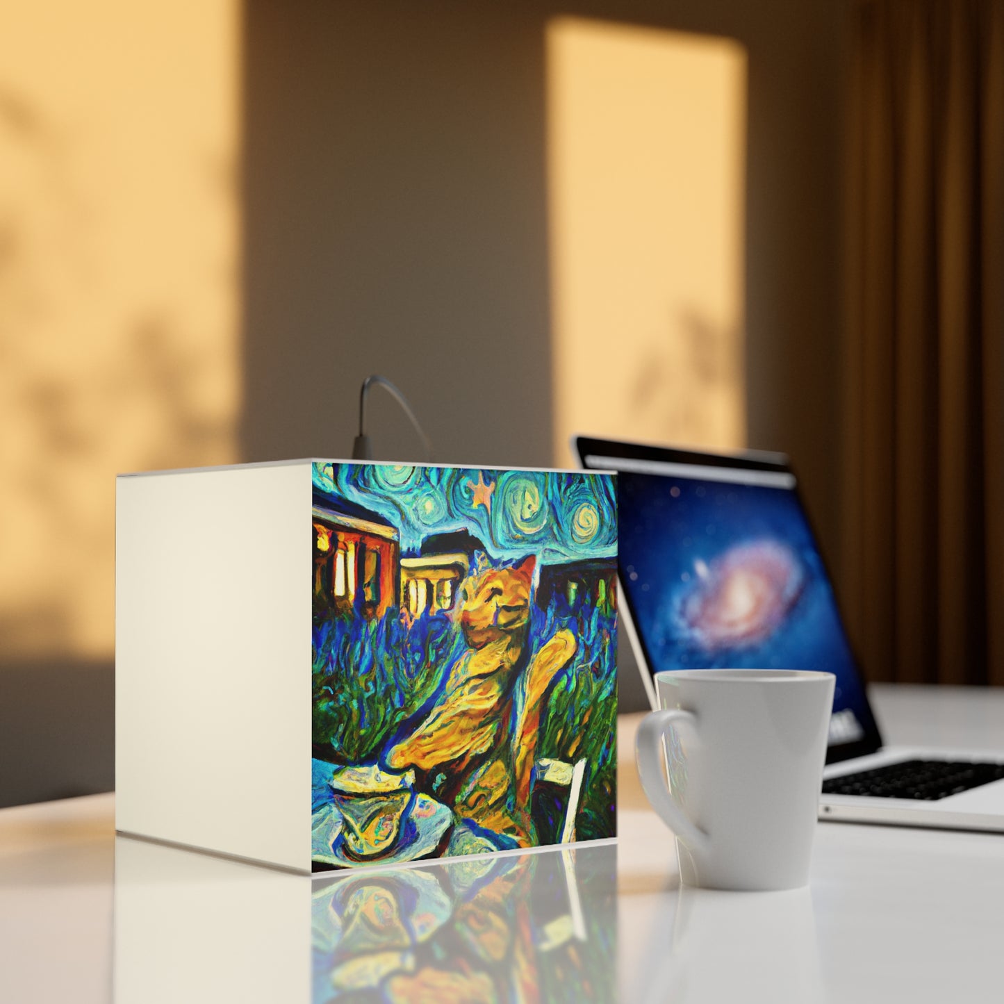 „Eine Katze unter den himmlischen Teeblättern“ – Die Alien Light Cube Lampe