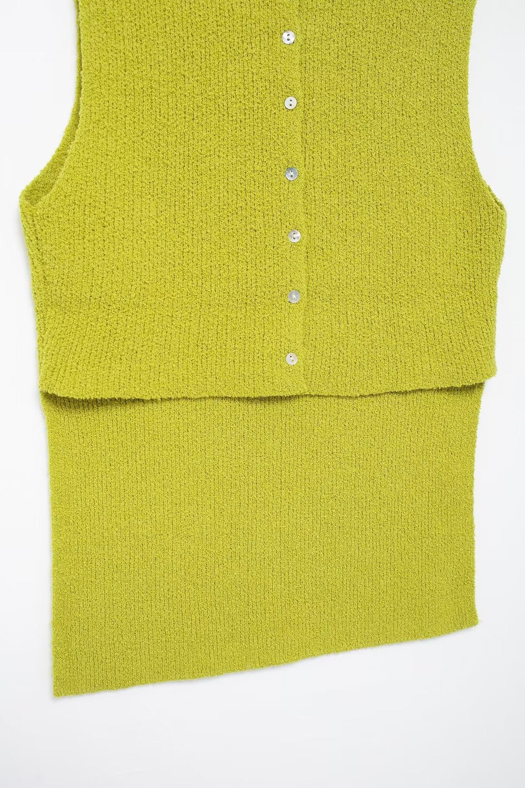 Women Women Back Button Plain Stitch Top