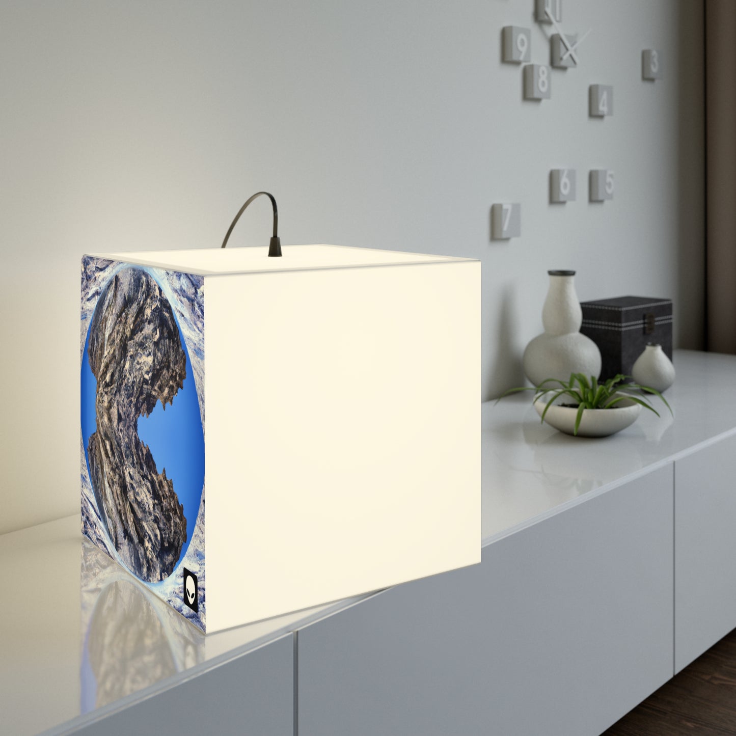 Nature in Splendor: Combining Photography with Digital Artistry - The Alien Light Cube Lamp