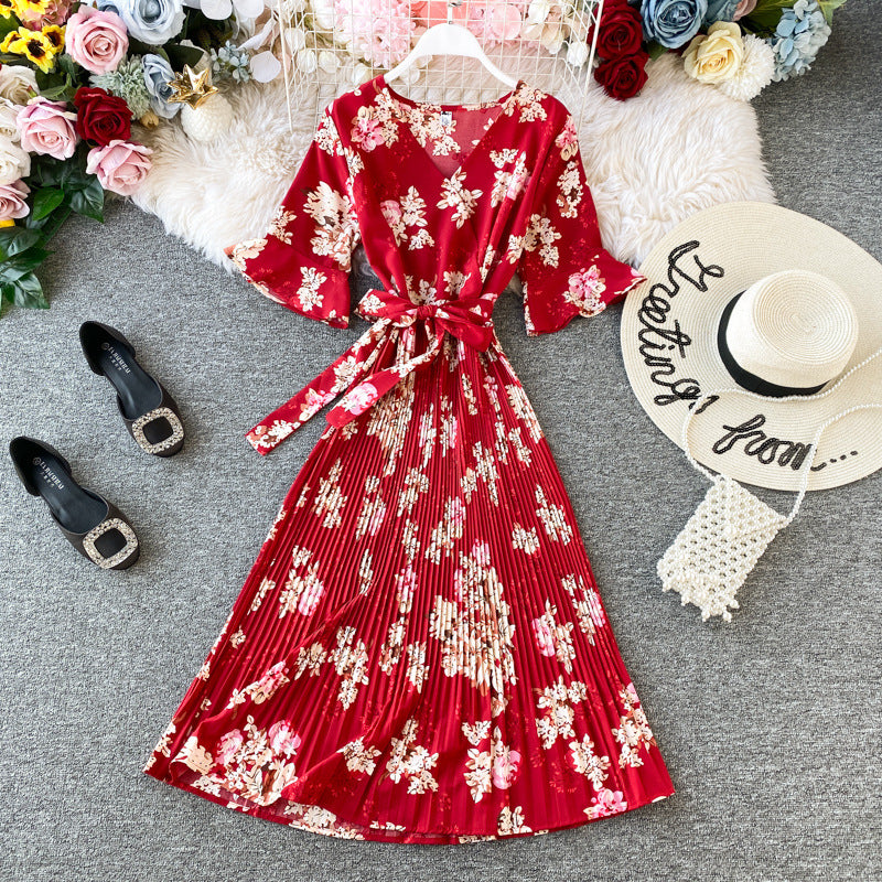 Plissiertes Kleid Kurzarm Sommer Neu Retro Elegant Chiffon Bedruckt V-Ausschnitt Glockenärmel Taillenenges Schlankheits Maxikleid