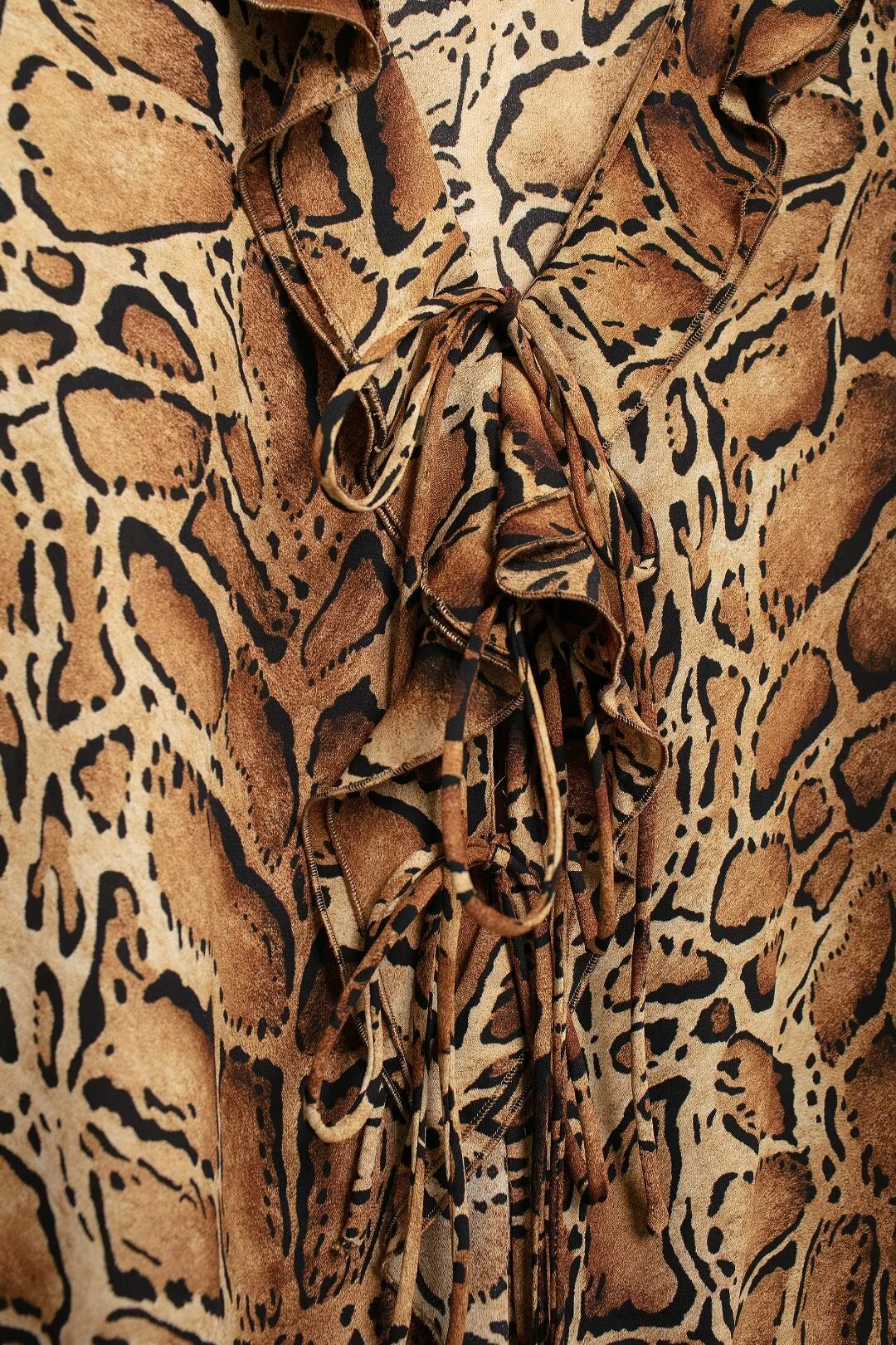 Fabricantes de ropa para mujer Camisa con estampado de leopardo y cuello en V para mujer Top holgado de manga larga con volantes