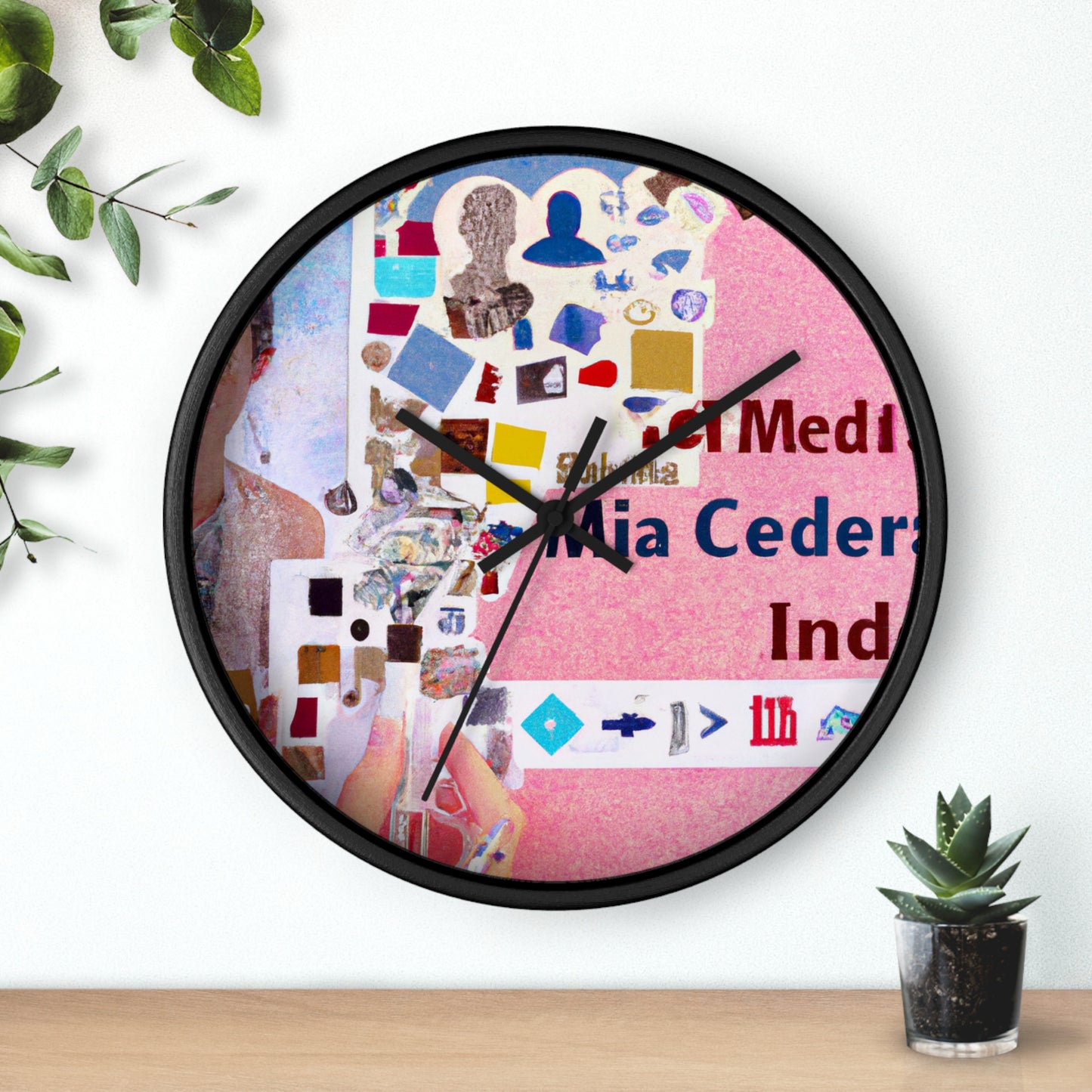 "Construyendo una identidad en línea: un collage de redes sociales" - The Alien Wall Clock