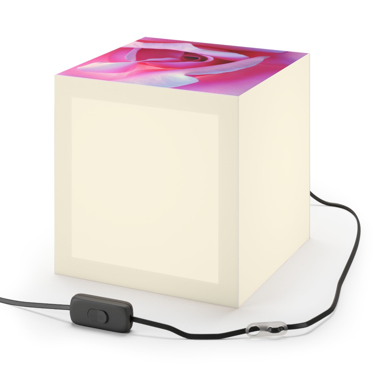 „Blissful Blooms: Die zarte Schönheit der Natur“ – Die Alien Light Cube Lampe