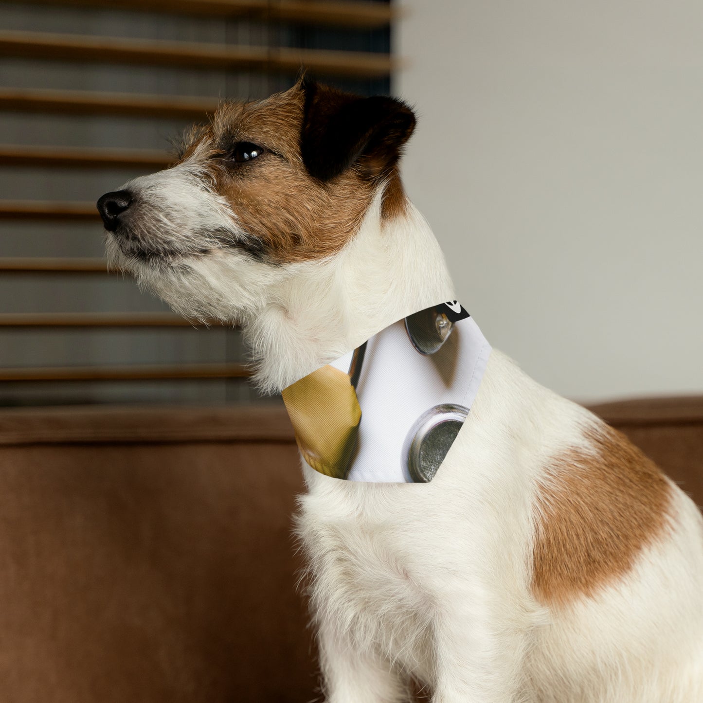 "Explorando el subconsciente a través de la manipulación de la realidad" - The Alien Pet Bandana Collar