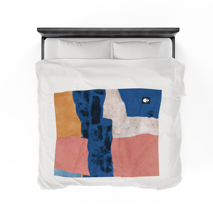 "Interacción de luces y sombras: un collage abstracto" - The Alien Velveteen Plush Blanket