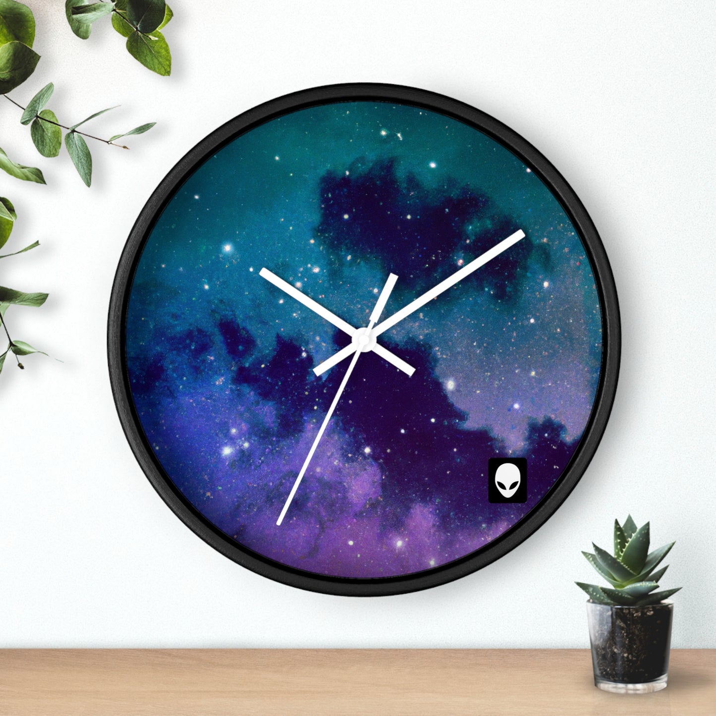 "Sinfonía celestial de medianoche" - El reloj de pared alienígena