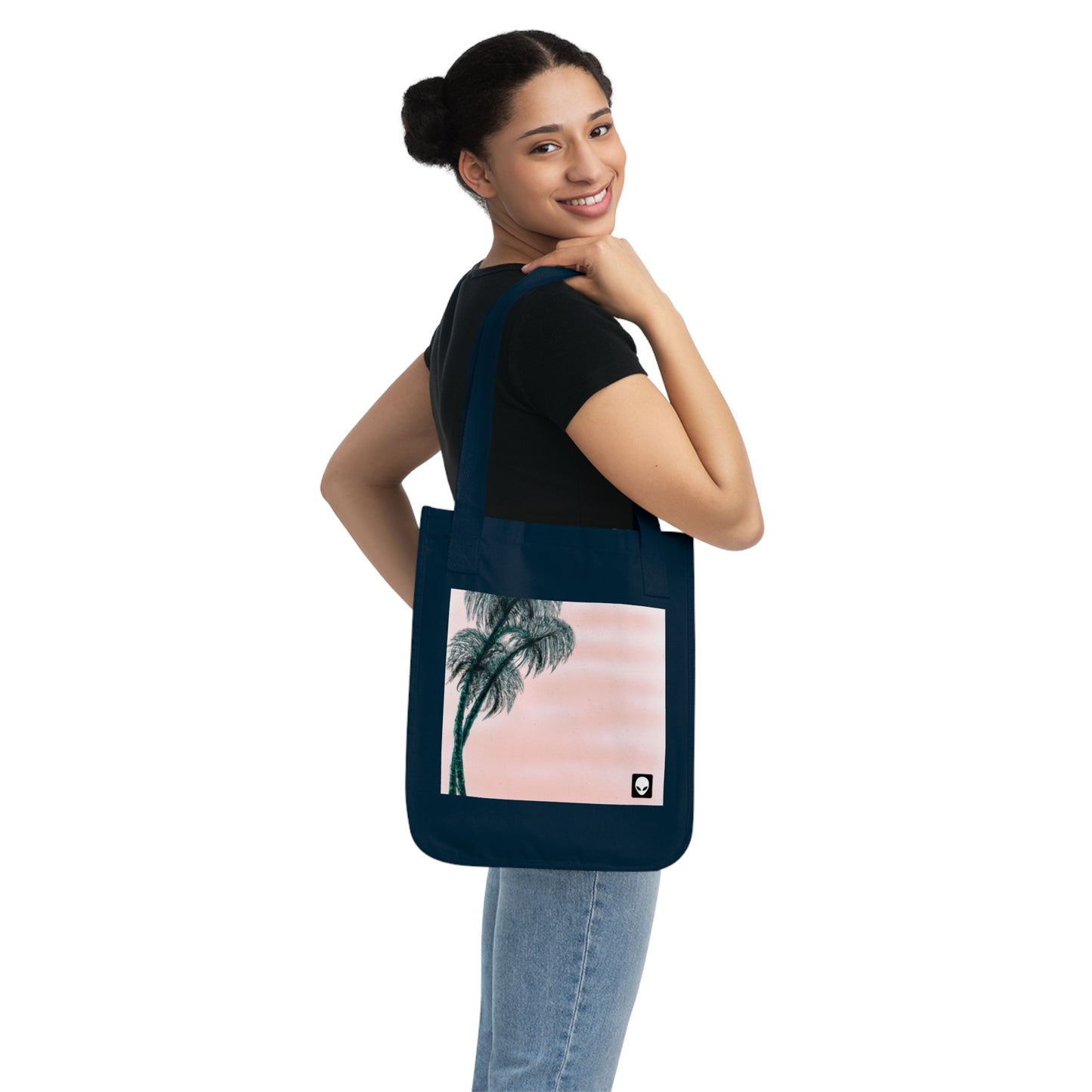 "La oda de los amantes de la naturaleza: capturando el esplendor de lo salvaje" - The Alien Eco-friendly Tote Bag