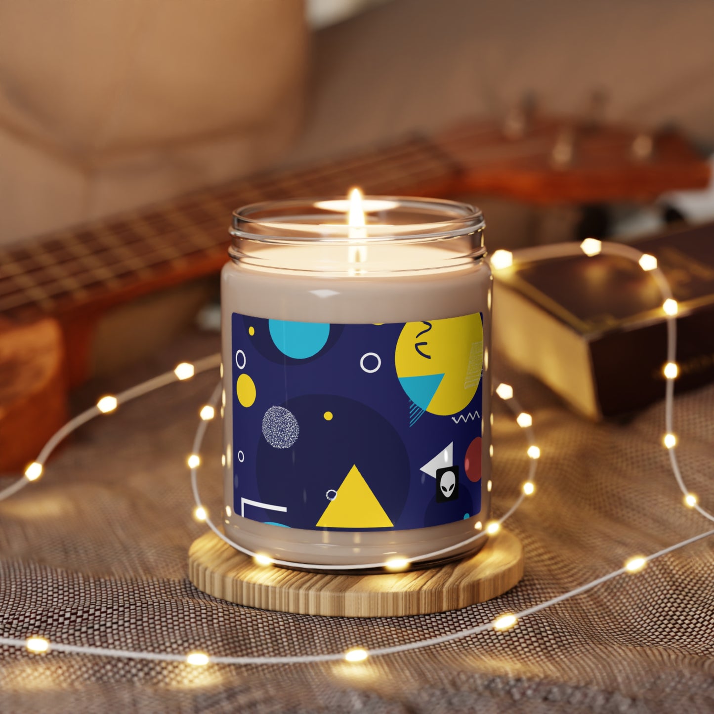 "Geometric Fusion: Bringing Your Vision to Colorful Life" - The Alien Eco-friendly Soy Candle