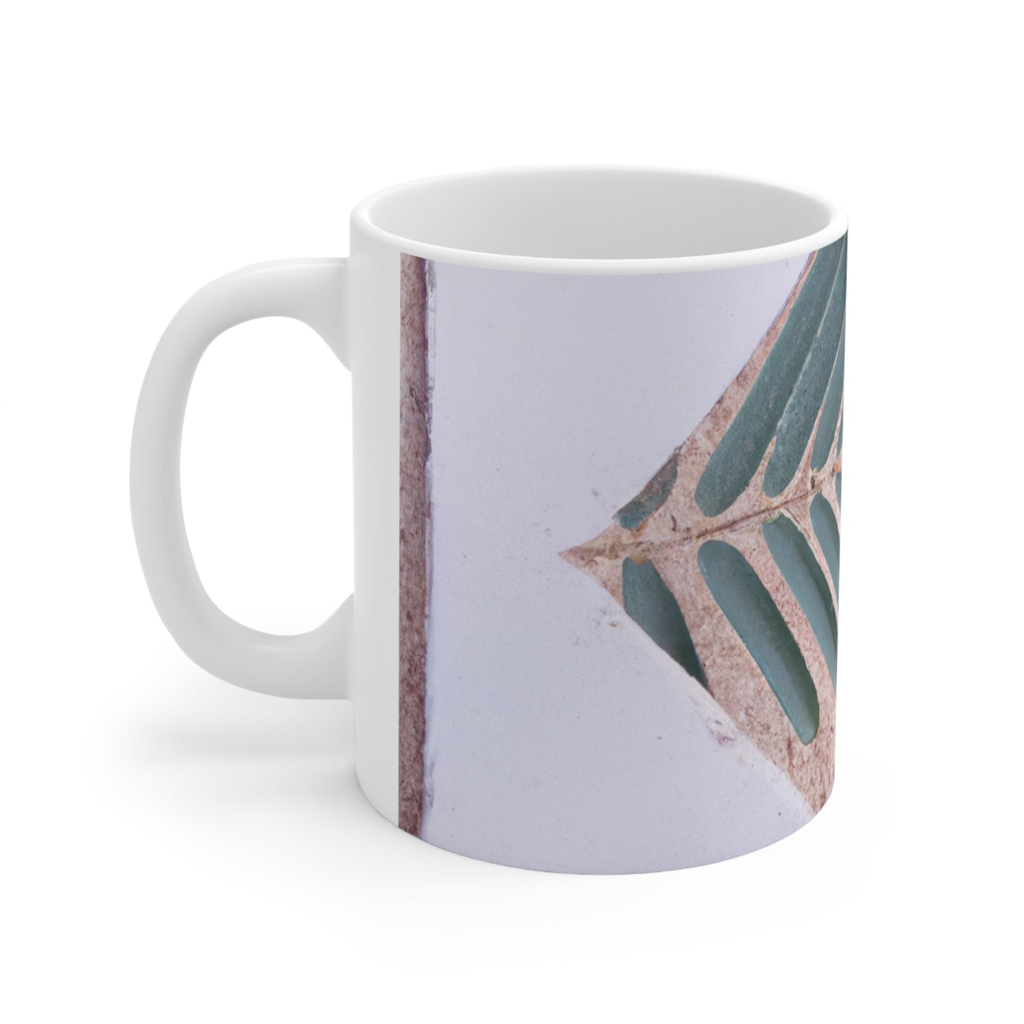 "A Picture Tells a Thousand Words" - The Alien Ceramic Mug 11 oz