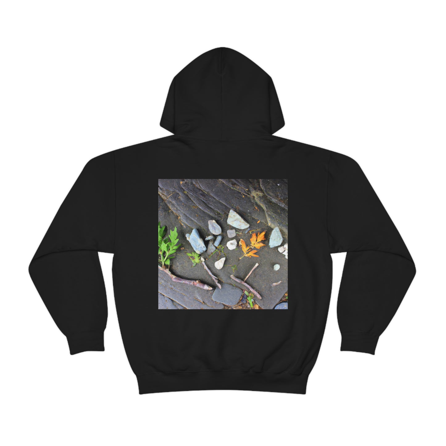 „Elemente der Natur: Eine kreative Landschaft gestalten“ – The Alien Unisex Hoodie