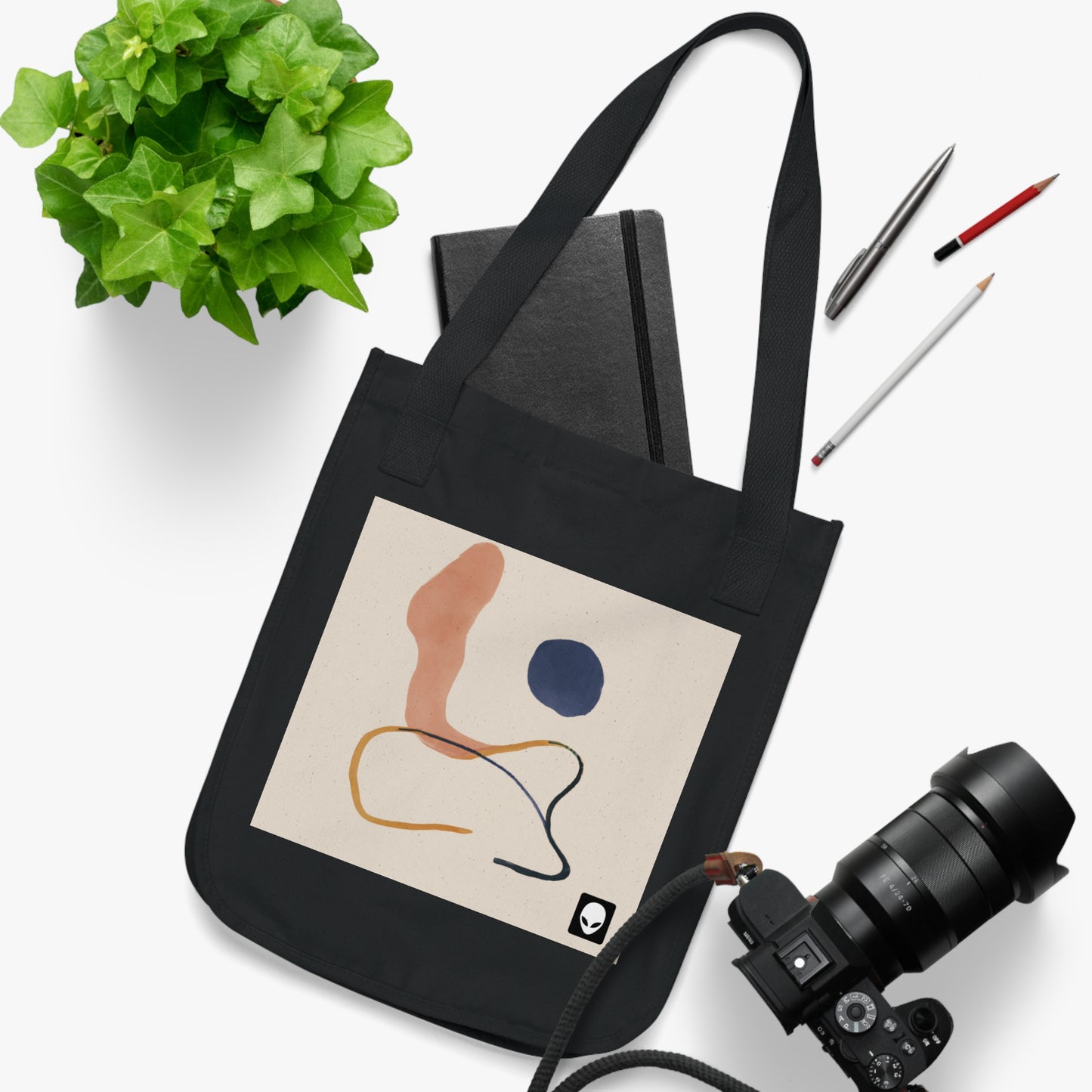 "Contraste geométrico: exploración del color a través de la geometría" - The Alien Eco-friendly Tote Bag