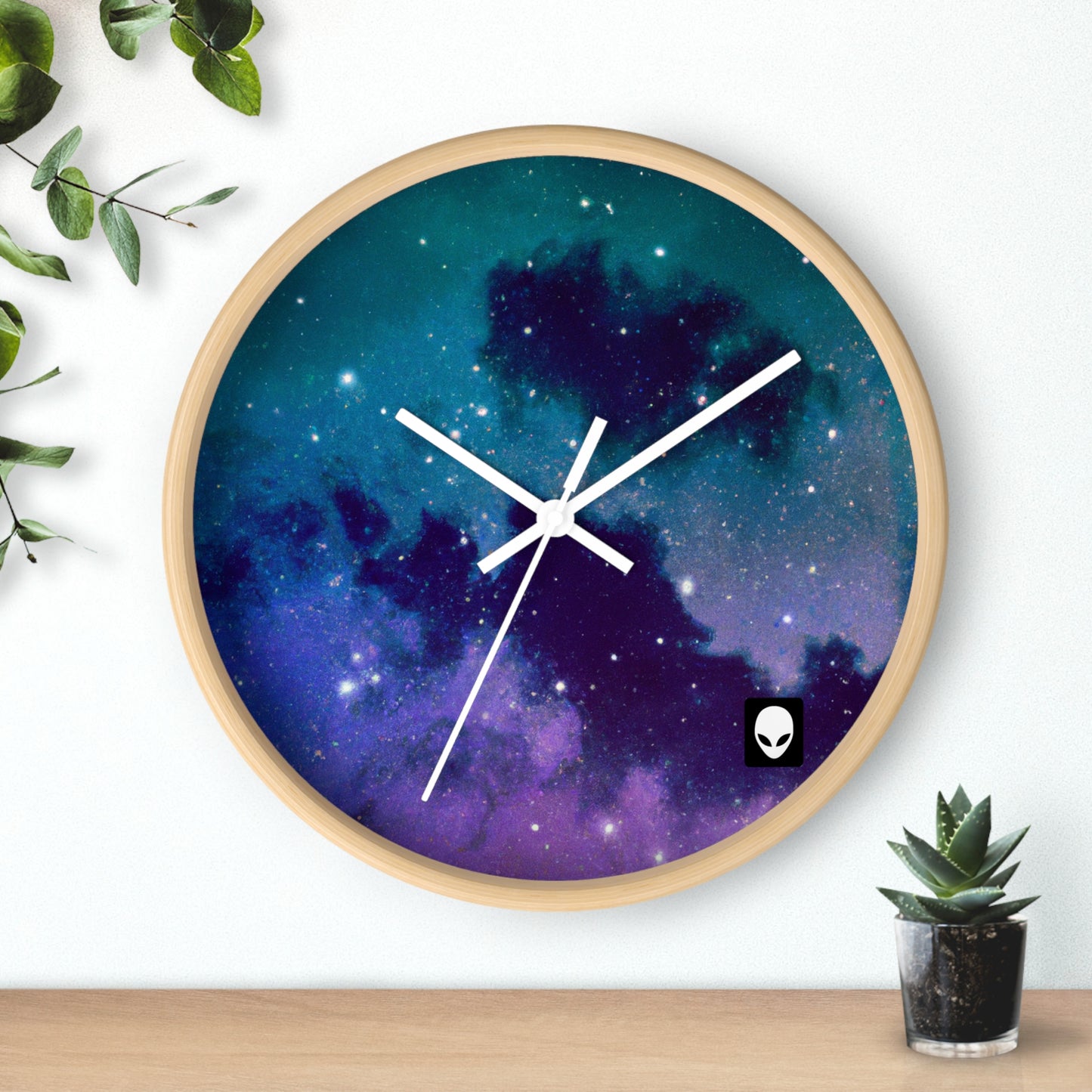 "Sinfonía celestial de medianoche" - El reloj de pared alienígena