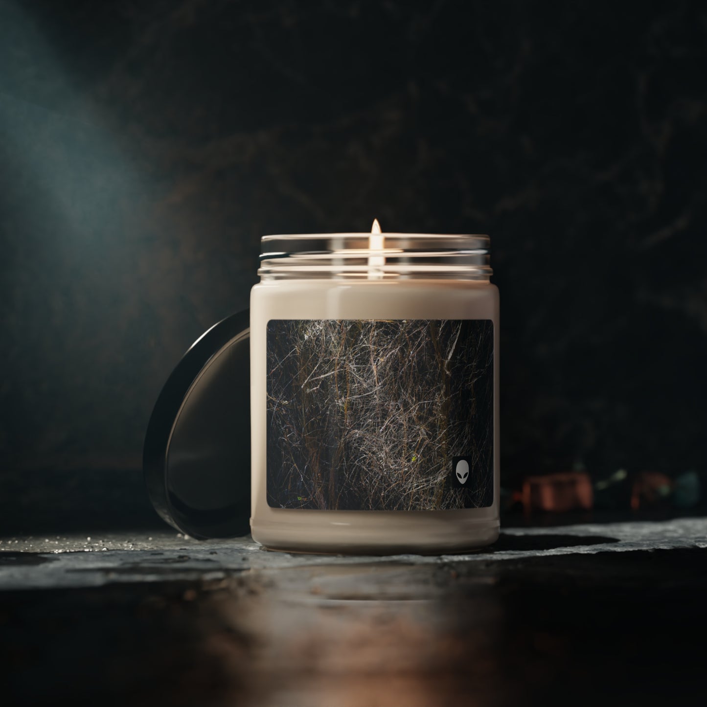 "A Glimpse of Nature's Glory" - The Alien Eco-friendly Soy Candle