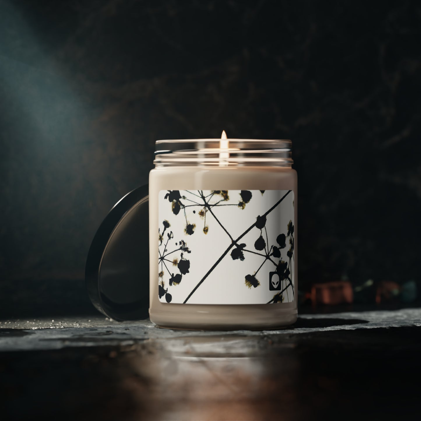 "A Light and Shadow Illumination" - The Alien Eco-friendly Soy Candle