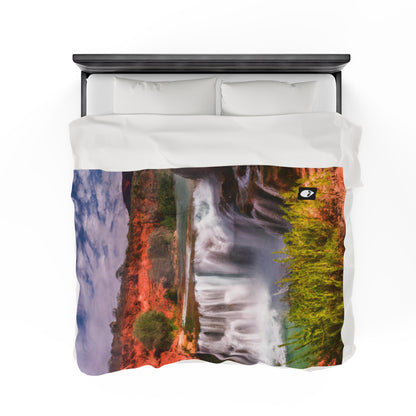 "Capturing Nature's Beauty: Crafting an Iconic Landscape in Vibrant Art" - The Alien Velveteen Plush Blanket