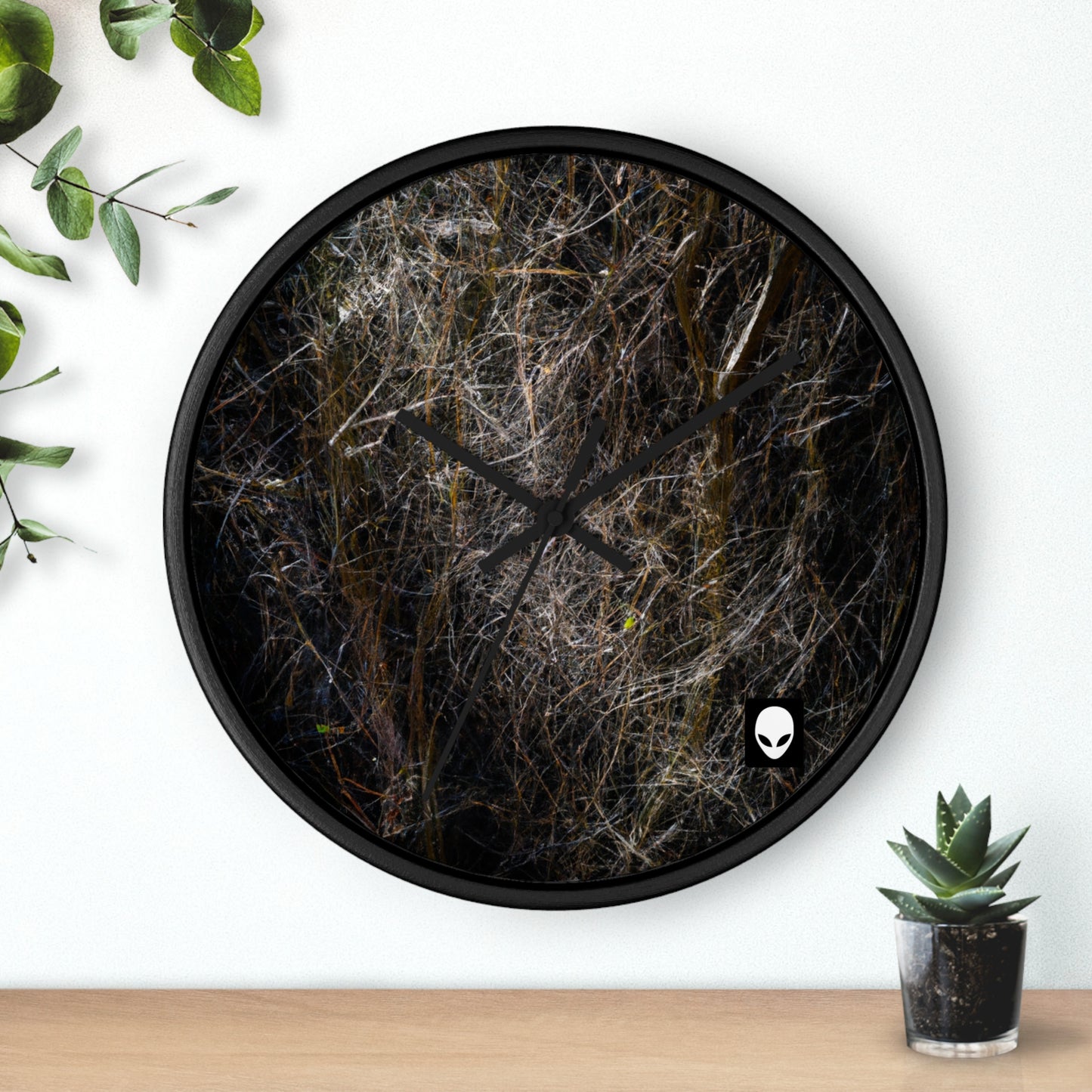 "Un vistazo a la gloria de la naturaleza" - El reloj de pared alienígena