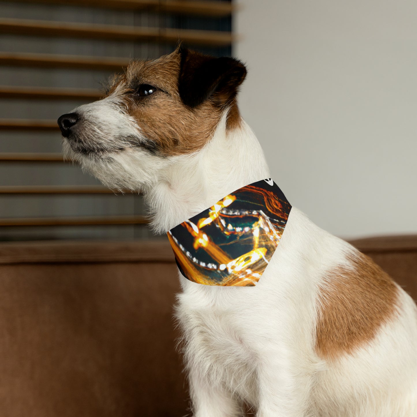 "Disrupción caótica: una exploración abstracta" - El collar de bandana para mascotas alienígenas