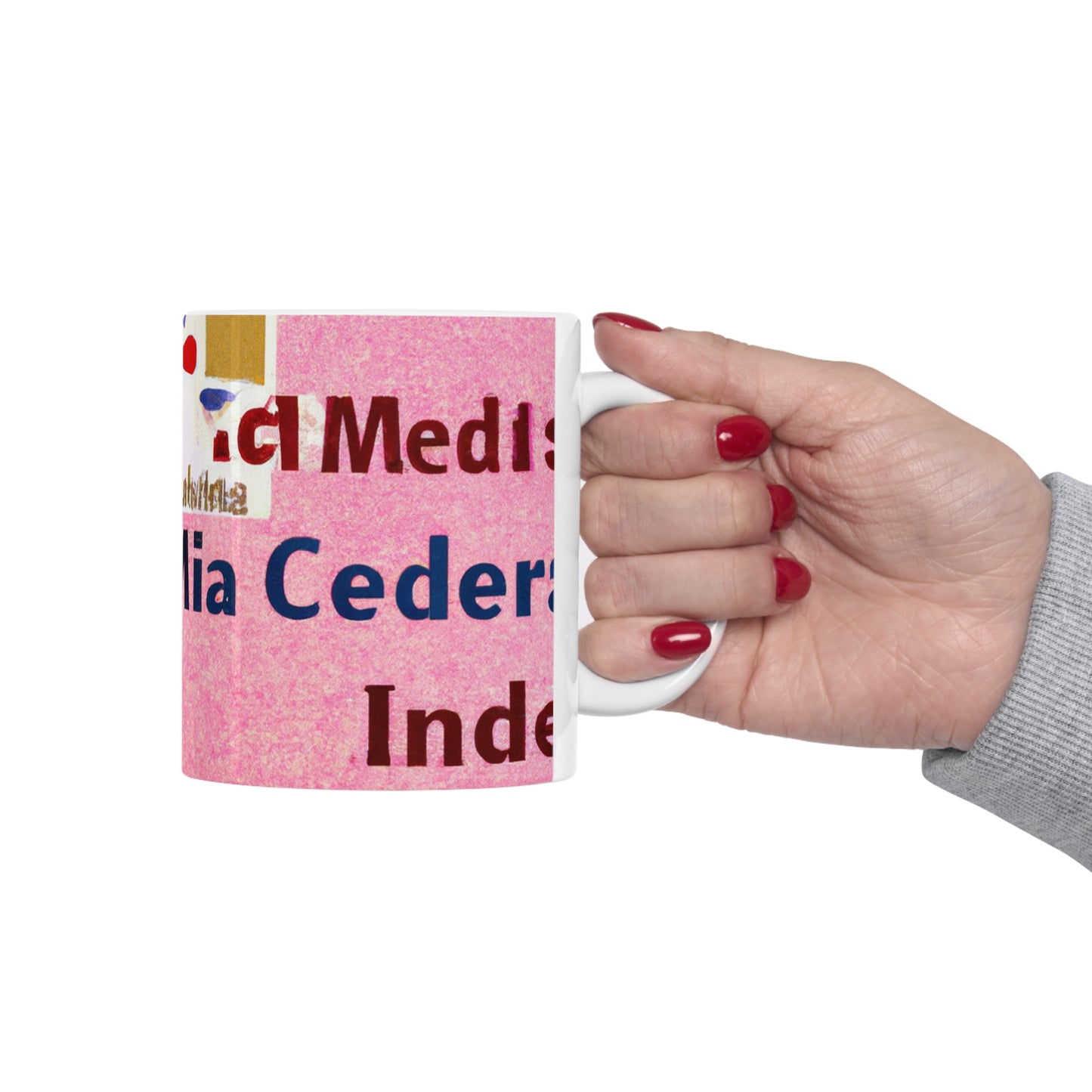 "Construyendo una identidad en línea: un collage de redes sociales" - Taza de cerámica The Alien 11 oz