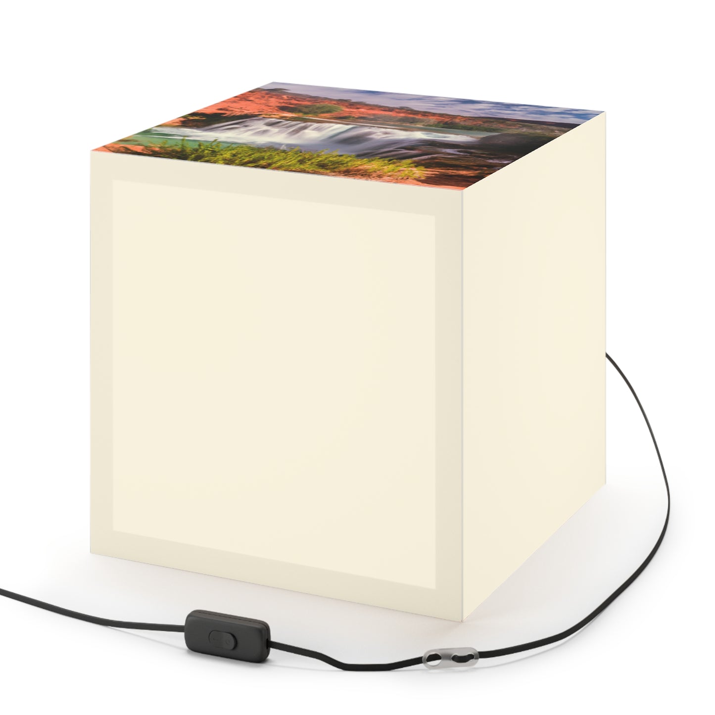 "Capturing Nature's Beauty: Crafting an Iconic Landscape in Vibrant Art" - The Alien Light Cube Lamp