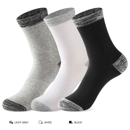 Herren-Baumwollsocken im Herbst und Winter