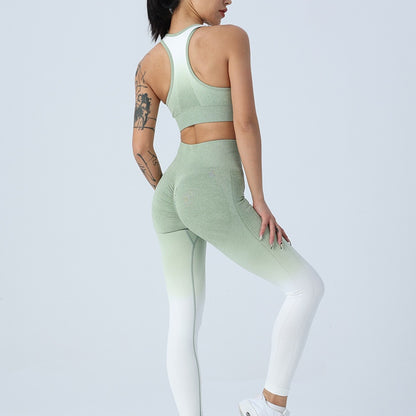 Conjunto de sujetador de chaleco de punto con pantalones de yoga