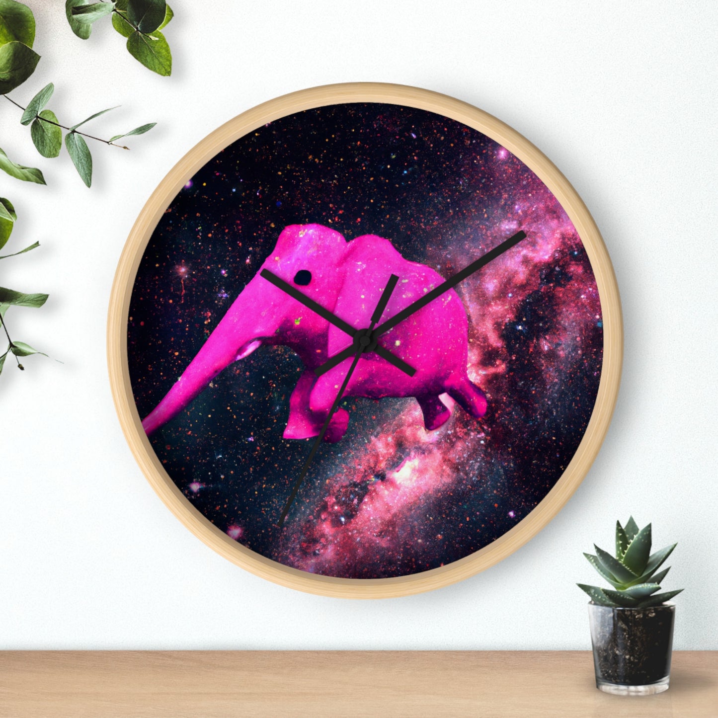 "Majestic Pinkelephant Exploration" - El reloj de pared alienígena