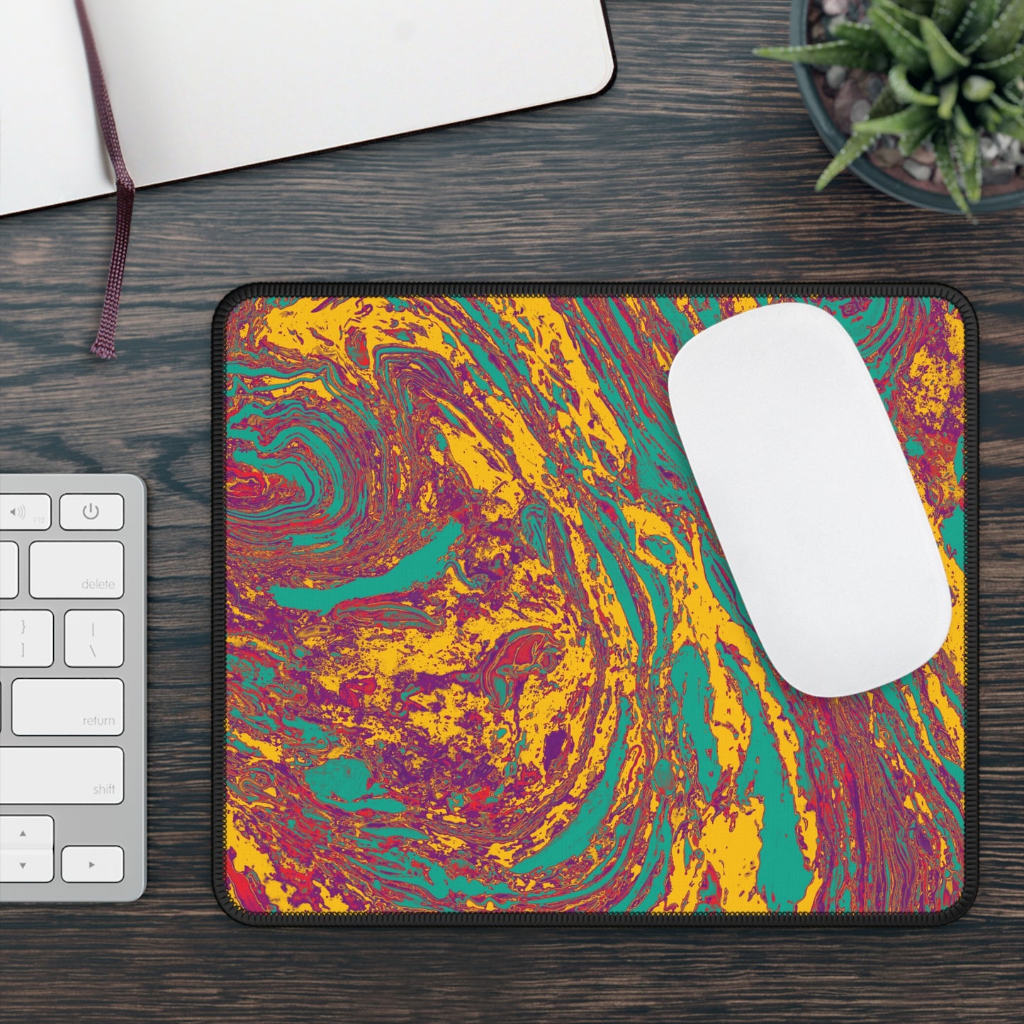 Visionary Vibes- The Alien Gaming Mouse Pad