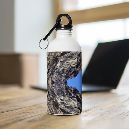 Nature in Splendor: Combining Photography with Digital Artistry - The Alien Stainless Steel Water Bottle