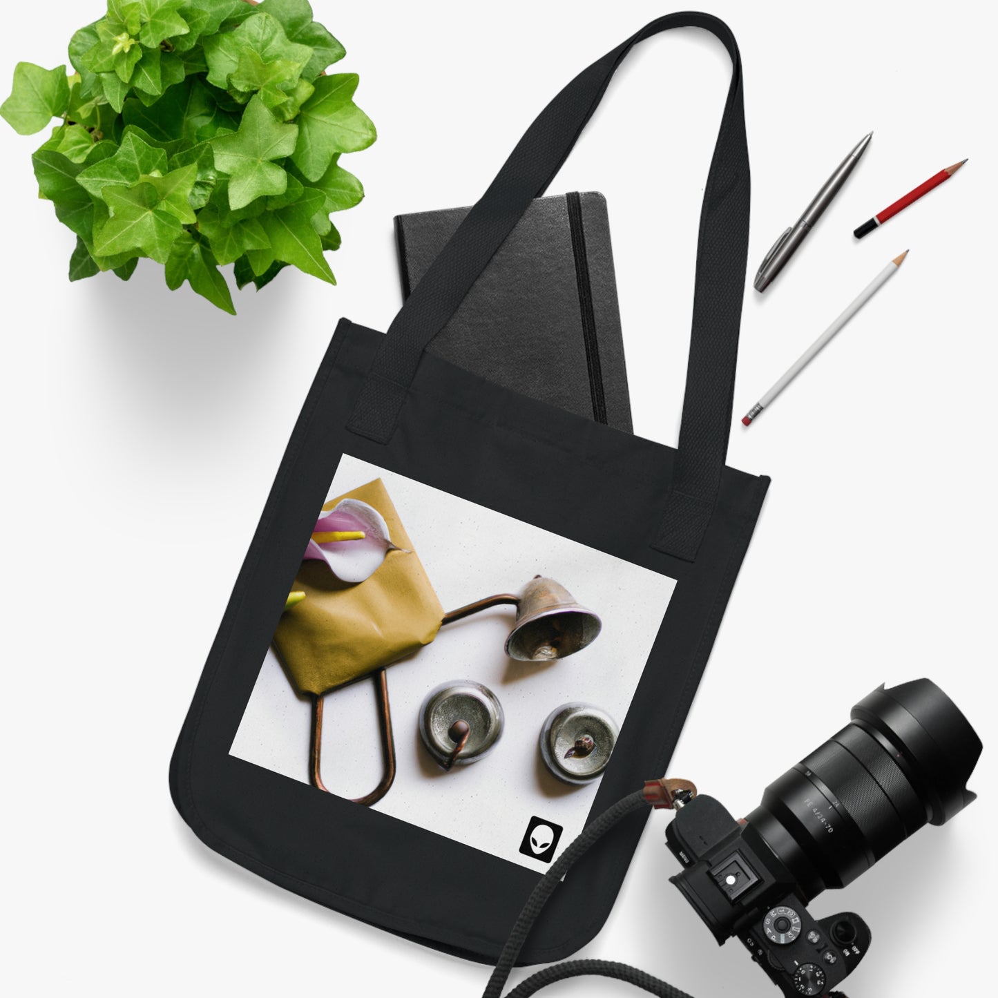 "Exploring the Subconscious Through the Manipulation of Reality" - The Alien Eco-friendly Tote Bag