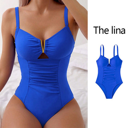 Nuevo Bikini de una pieza con cuello en V, traje de baño adelgazante plisado a la moda para la playa, ropa de verano para mujer