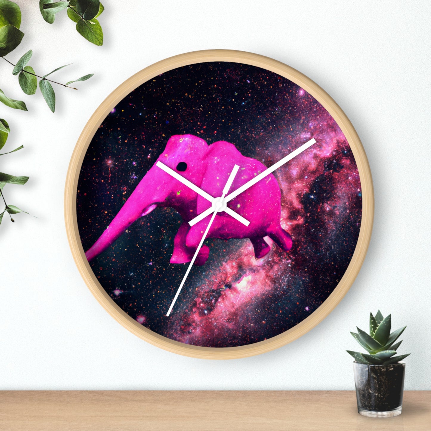 "Majestic Pinkelephant Exploration" - El reloj de pared alienígena