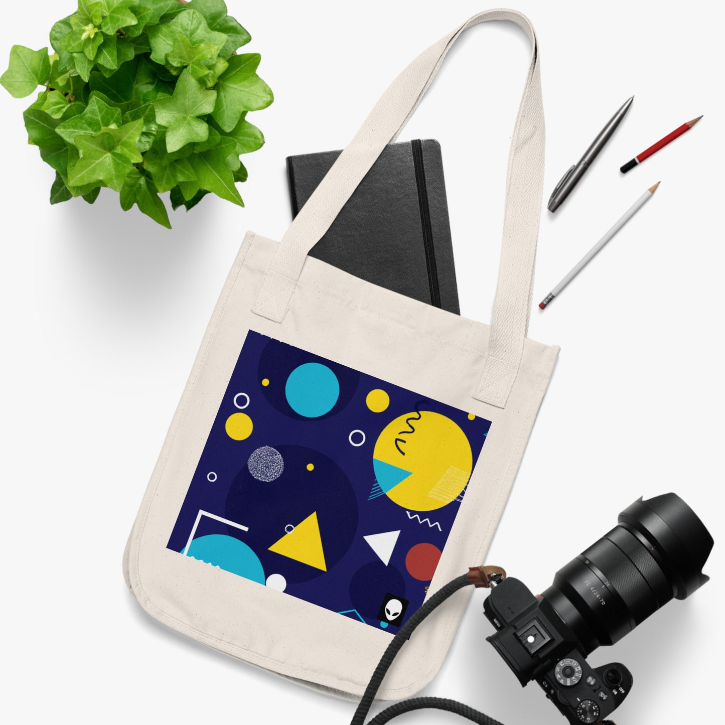 "Fusión geométrica: llevando su visión a la vida colorida" - The Alien Eco-friendly Tote Bag