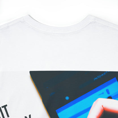 „Neu mit der Welt interagieren: Eine Mixed-Media-Erforschung der Auswirkungen der Technologie“ – Das Alien-T-Shirt