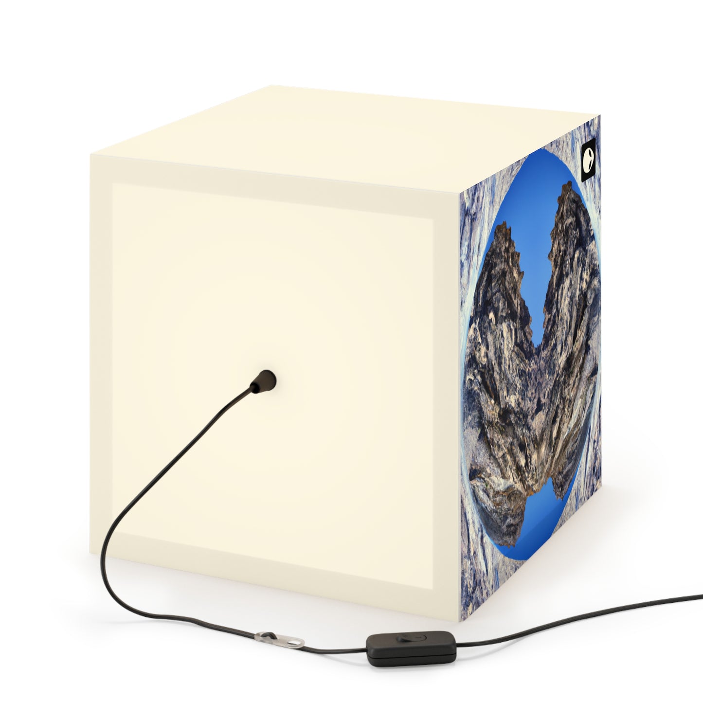 Nature in Splendor: Combining Photography with Digital Artistry - The Alien Light Cube Lamp