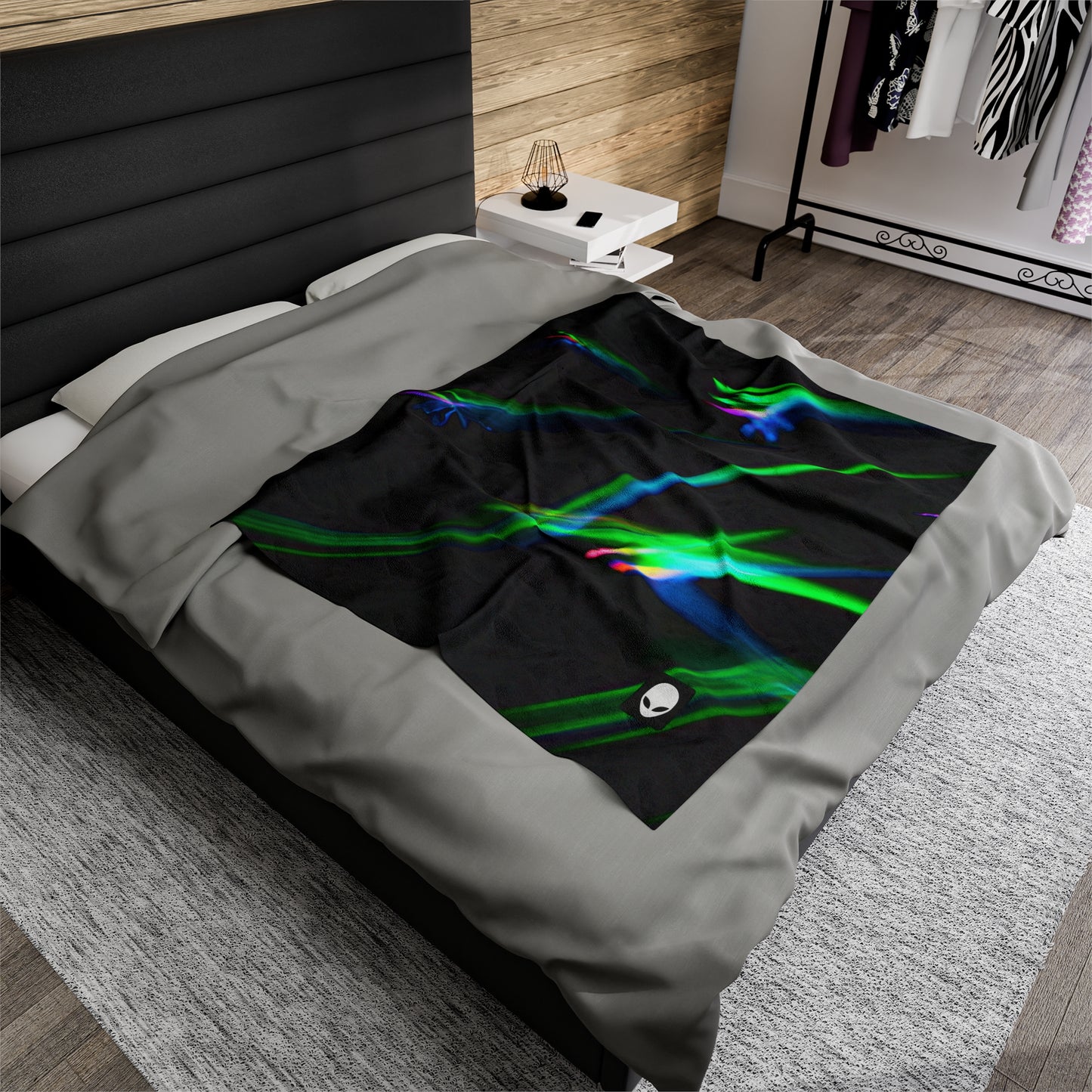 "Illuminated Splendor" - The Alien Velveteen Plush Blanket