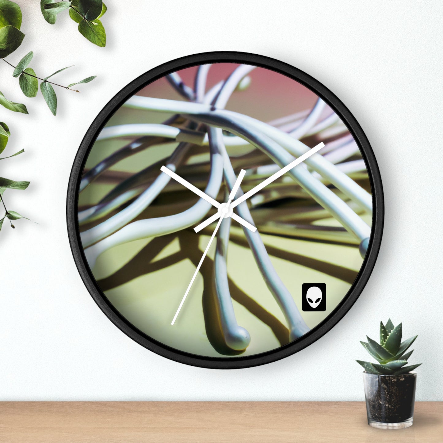 "Arte abstracto: construir emociones a partir de objetos comunes" - The Alien Wall Clock