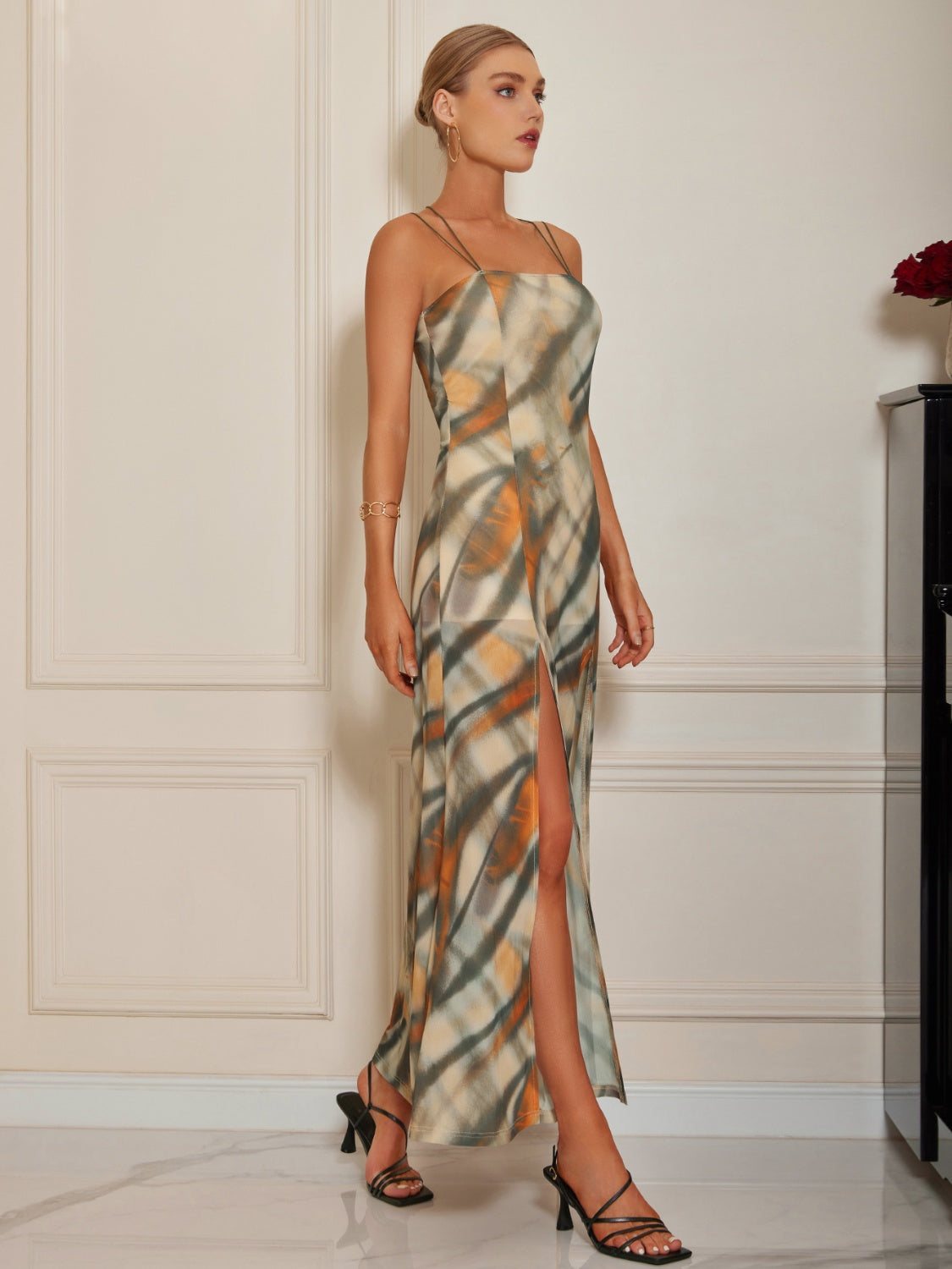 Maxi-Camisole-Kleid mit Schlitz und eckigem Ausschnitt