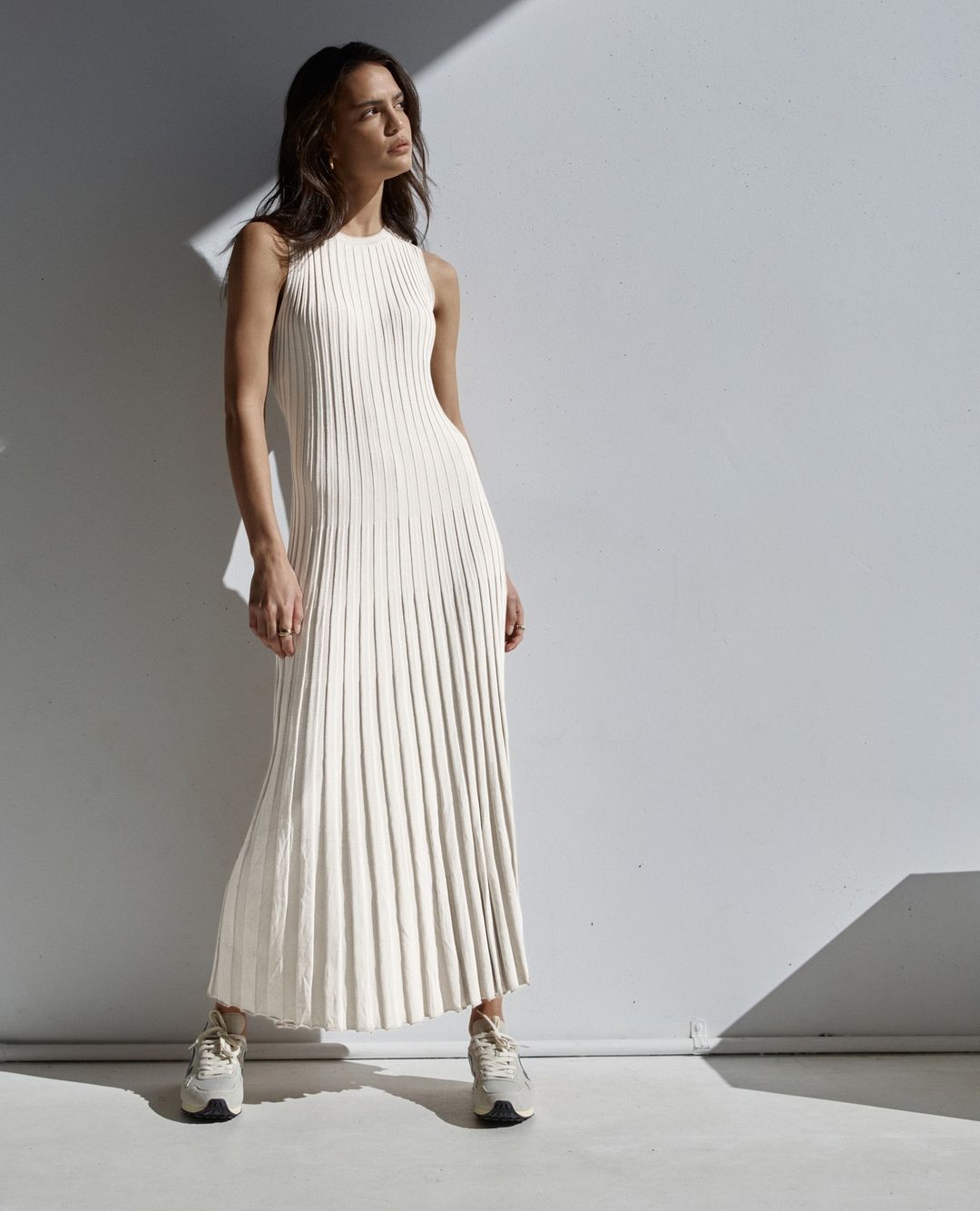 Vestido de punto de primavera y verano, vestido informal de cintura ajustada con cuello redondo y rayas grandes, vestido Maxi de punto adelgazante para mujer