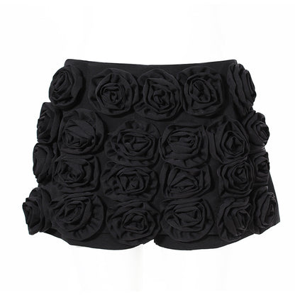 High-End-Sinn, kleiner, luxuriöser, schwerer Industrie-Mini-Shorts mit dreidimensionaler Rosen-Blumendekoration, modische, elegante französische Culottes