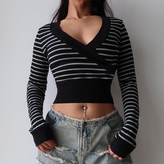 Street Stripe Printed Deep V Plunge Neck Cross Stitch Lange Ärmel Kurzes T-Shirt Sexy Pullover mit Taillenbesatz