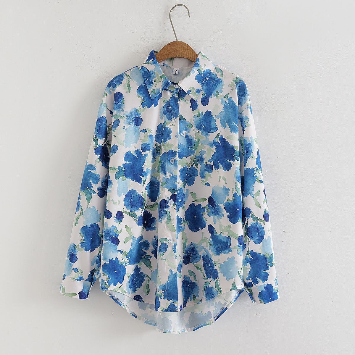 Camisa de manga larga con cuello holgado y estampado floral para mujer