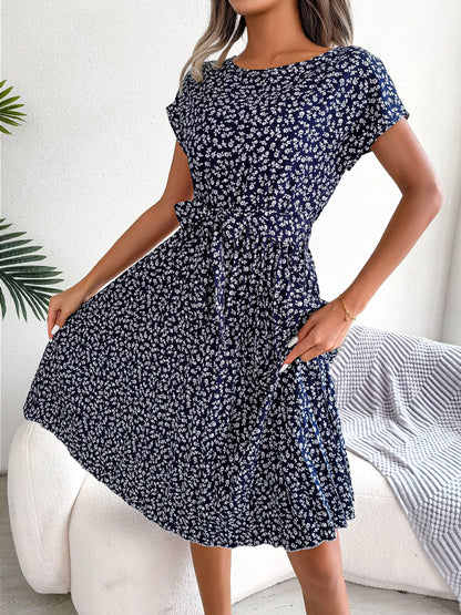 Spring Summer New Casual Short Sleeve Floral Large Hem Pleated Women Clothing