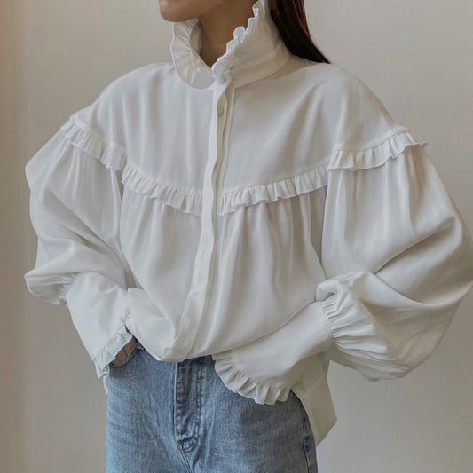 Ropa de mujer, camisa de principios de primavera, camisa blanca holgada con diseño de encaje y manga acampanada con cuello francés para mujer