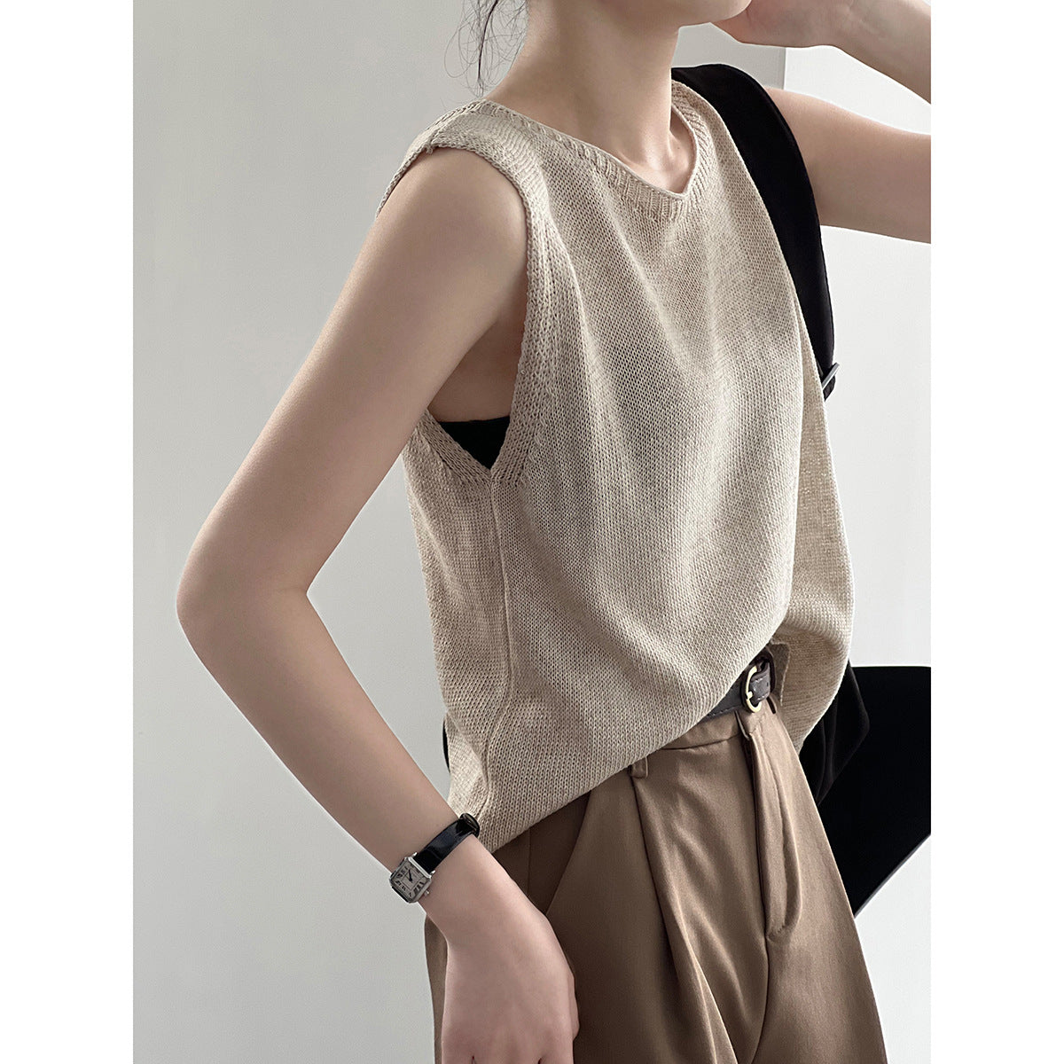 Simple Solid Color U Collar Knitted Vest Summer Loose Inner Wear Outer Vest